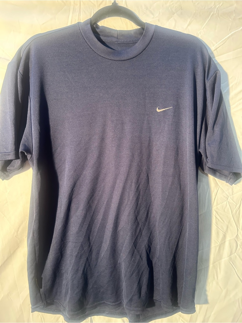 Nike Men’s Navy Short-Sleeve Crewneck T-Shirt with Swoosh